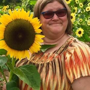 Meet your Posher, Dana